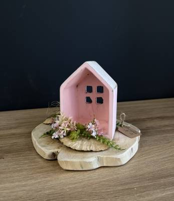 Gesteck auf Holz platte mit Häuschen |Handgemacht| Mooie Tijd