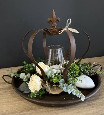 Gesteck auf Kronen Tablett Rose Eukalyptus |Handgemacht| Mooie Tijd