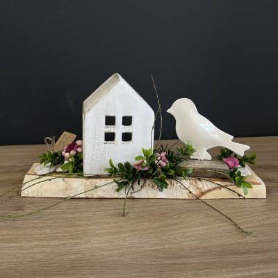 Gesteck auf Holztablett mit Häuschen |Handgemacht| Mooie Tijd
