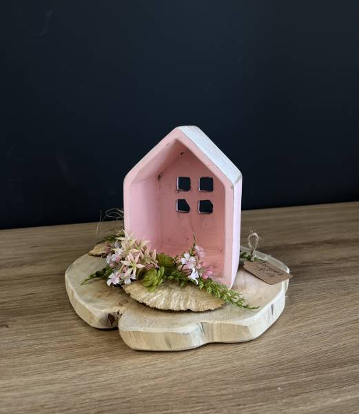 Gesteck auf Holz platte mit Häuschen |Handgemacht| Mooie Tijd