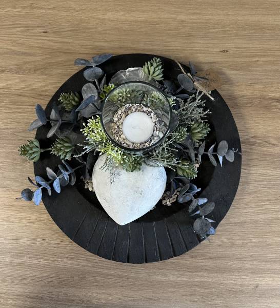 Gesteck auf Holz Tablett Eukalyptus |Handgemacht| Mooie Tijd